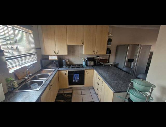 2 BEDROOM APARTMENT FOR SALE IN MONAVONI